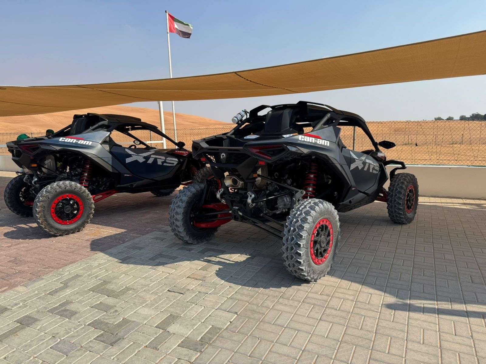 Can-Am-Maverick-R-MAX-X-RS-25-dune-buggy-tour-dubai-2.jpeg